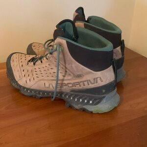 La Sportiva men's Pyramid GTX hiking boots Size 12.5